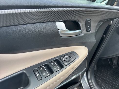 Used 2020 Hyundai Santa Fe Limited FWD image 21