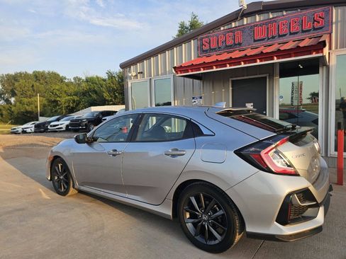 Used 2021 Honda Civic EX image 4