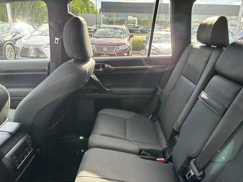 Used 2022 Lexus GX 460 w/ Black Line Special Edition AWD/4WD image 12