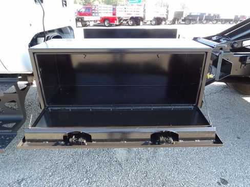 Used 2023 Ford F750 2WD Crew Cab Super Duty image 63