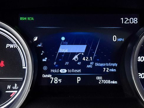 Used 2024 Toyota Camry XLE w/ Navigation Package FWD image 36