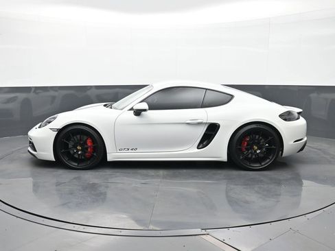Certified 2024 Porsche 718 Cayman GTS RWD image 2