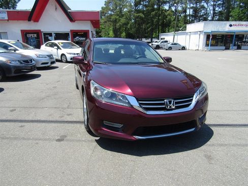 Used 2013 Honda Accord EX image 10