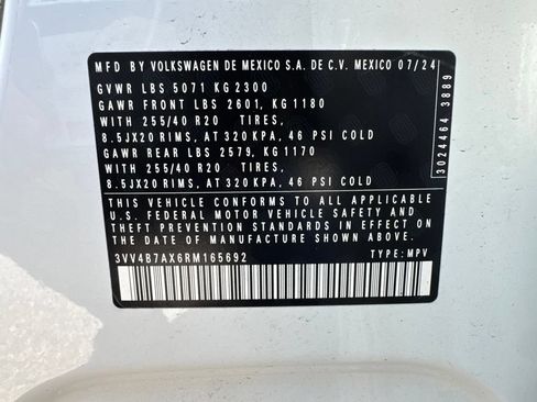 Certified 2024 Volkswagen Tiguan SEL R-Line AWD/4WD image 14