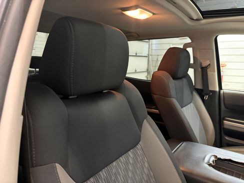 Used 2019 Toyota Tundra SR5 AWD/4WD image 27