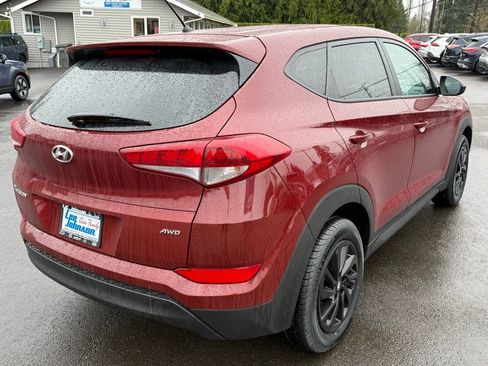 Used 2018 Hyundai Tucson SE image 5
