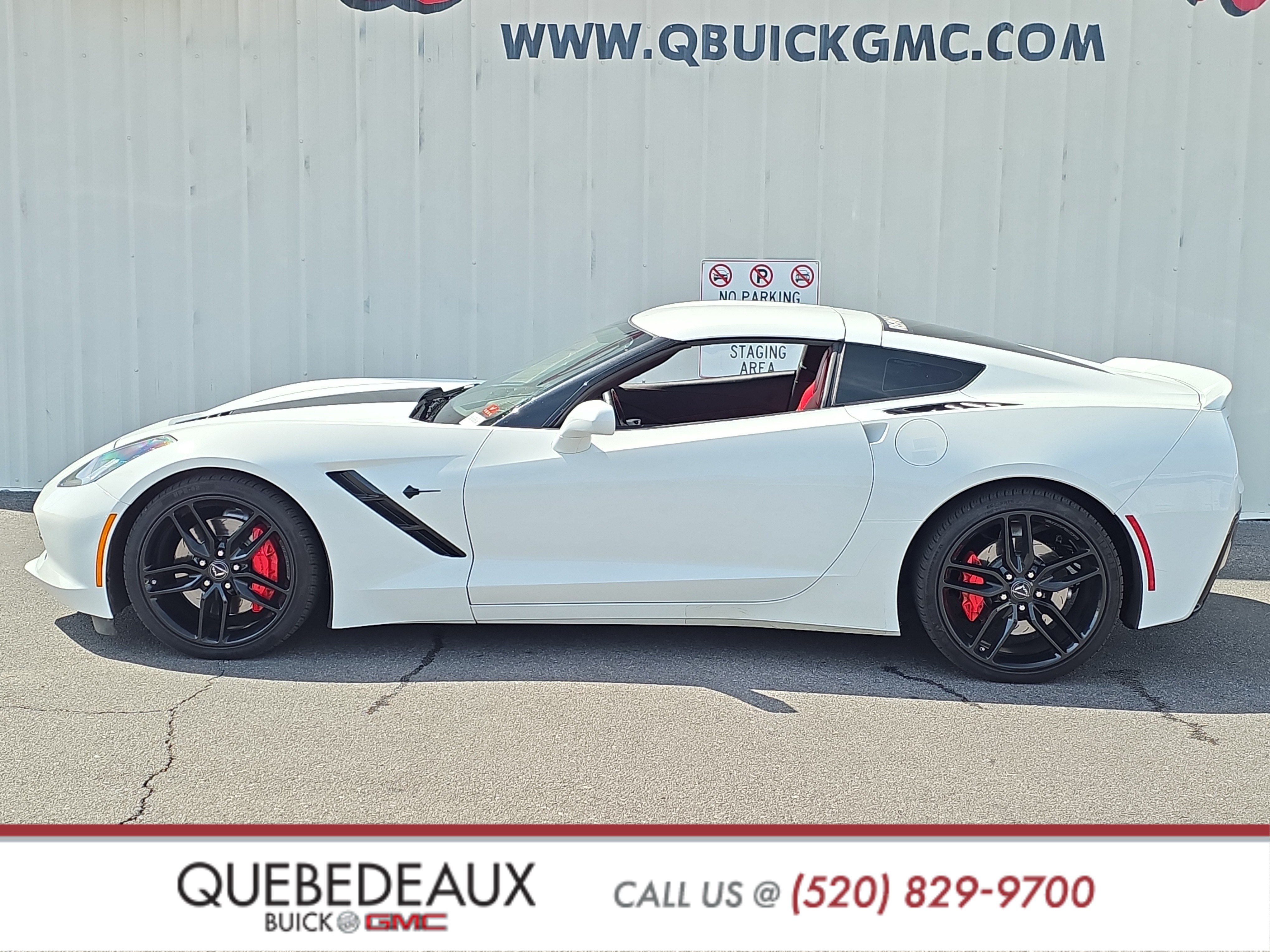 Used 2016 Chevrolet Corvette Stingray Coupe w/ 2LT Preferred Equipment Group RWD image 4