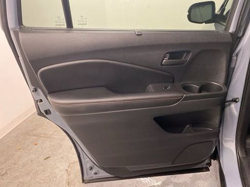 Certified 2025 Honda Passport TrailSport image 23