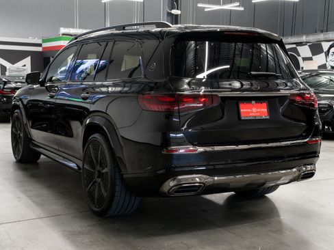 Used 2025 Mercedes-Benz Maybach GLS 600 4MATIC image 6