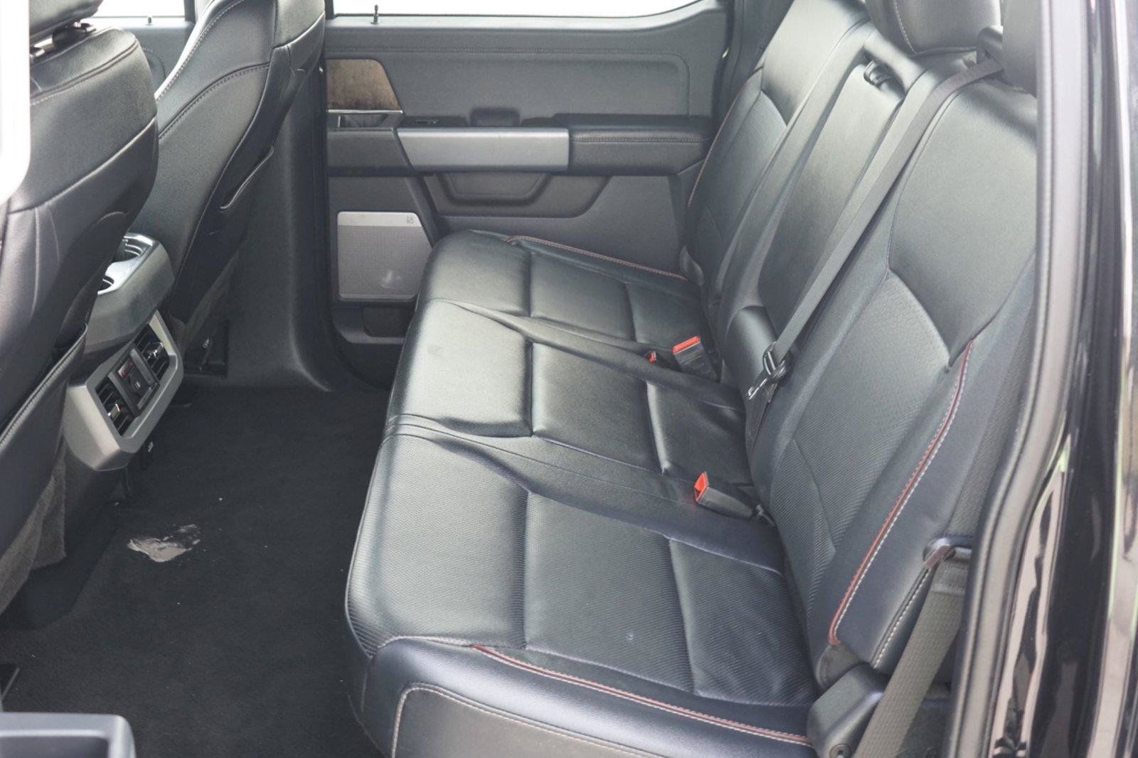 Used 2023 Ford F250 Lariat w/ Sport Appearance Package AWD/4WD image 23