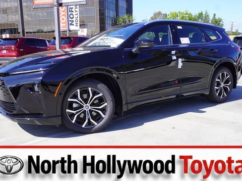 New 2026 Toyota Crown Signia AWD/4WD image 1