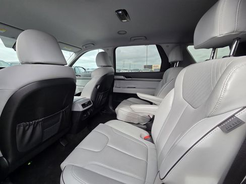 Used 2025 Hyundai Palisade SEL AWD/4WD image 29