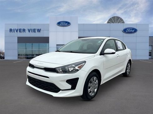 Used 2023 Kia Rio S image 3