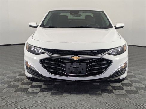 Certified 2025 Chevrolet Malibu LT w/ LPO, Floor Liner Package image 3