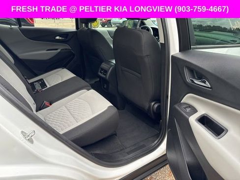 Used 2020 Chevrolet Equinox LS w/ LS Convenience Package image 11