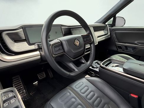 Used 2022 Rivian R1T Adventure AWD/4WD image 30