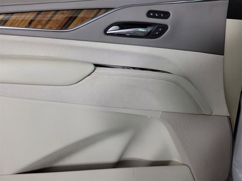 Used 2021 Cadillac Escalade Sport Platinum w/ Heavy-Duty Trailer Package image 20