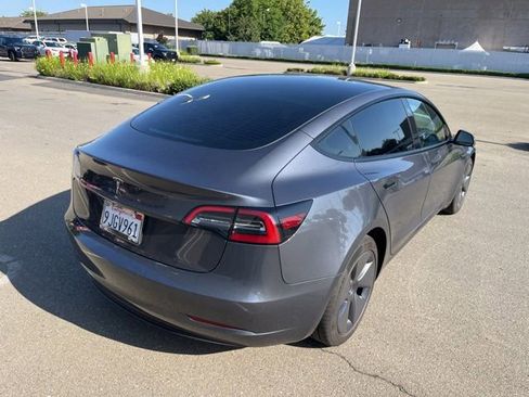 Used 2023 Tesla Model 3 Standard Range RWD image 5