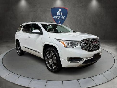Used 2017 GMC Acadia Denali w/ Technology Package FWD image 7