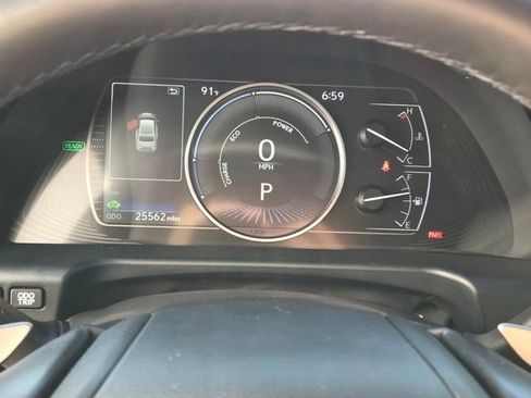 Used 2025 Lexus ES 300h w/ Premium Package FWD image 19