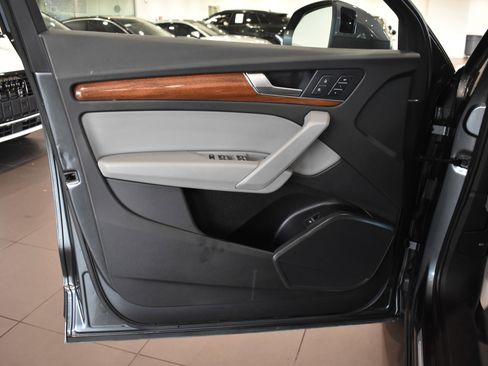 Used 2023 Audi Q5 2.0T Premium image 34