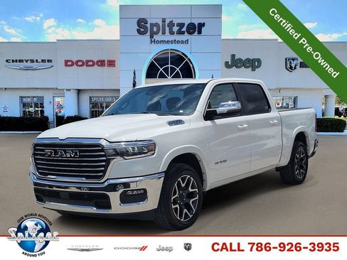 Used 2025 RAM 1500 Laramie AWD/4WD image 1