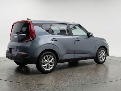 Used 2025 Kia Soul LX w/ LX Technology Package image 9