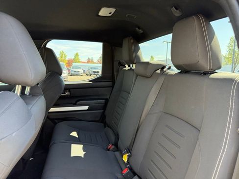 Used 2024 Toyota Tacoma TRD Off-Road AWD/4WD image 30