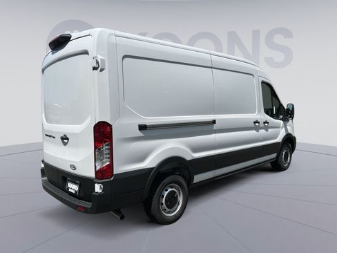 New 2026 Ford Transit 250 148 Medium Roof RWD image 11