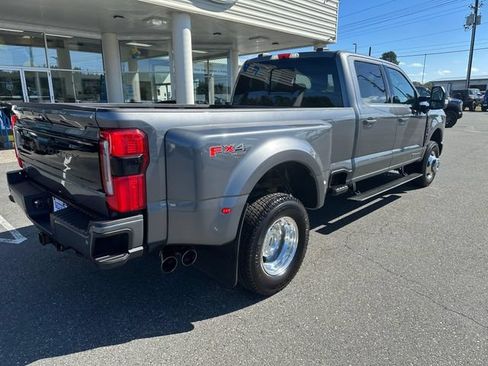 Used 2026 Ford F350 Platinum AWD/4WD image 2