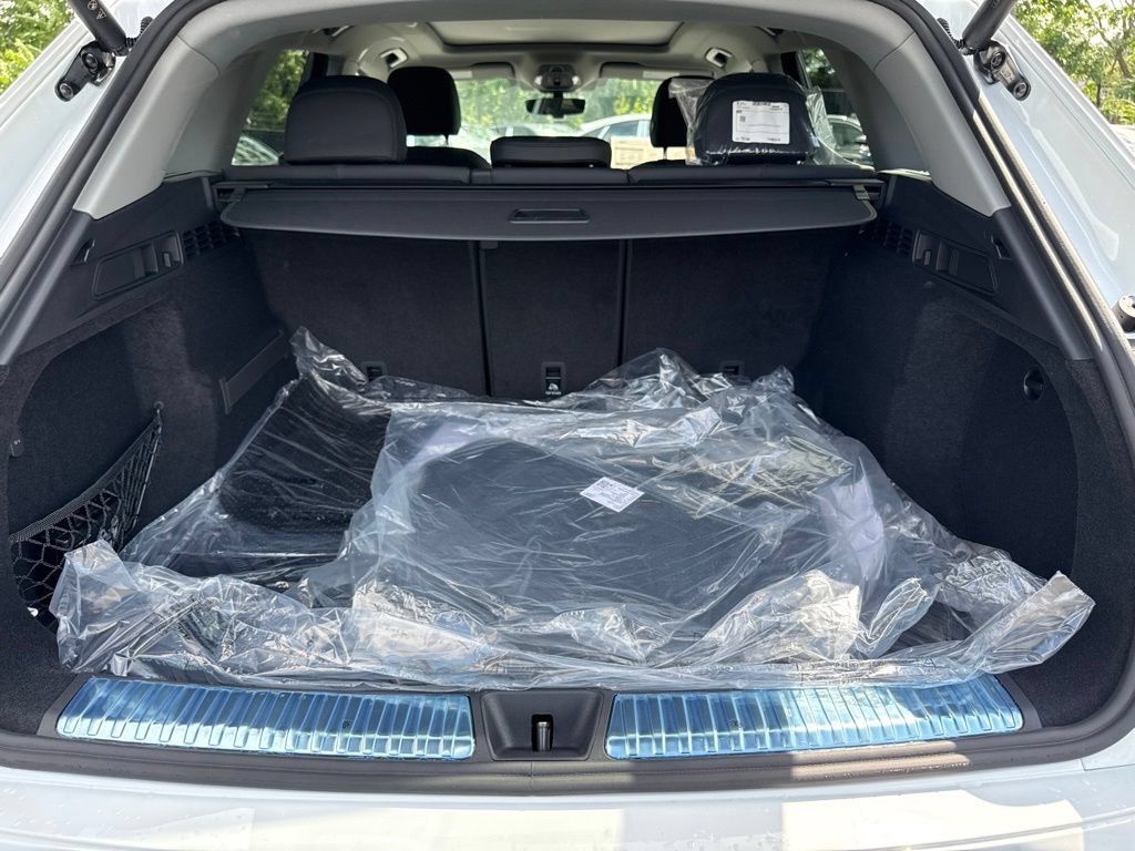 New 2026 Audi Q5 Premium AWD/4WD image 18