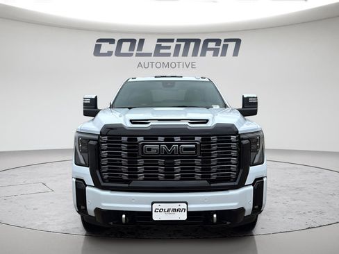 New 2026 GMC Sierra 3500 Denali Ultimate AWD/4WD image 8