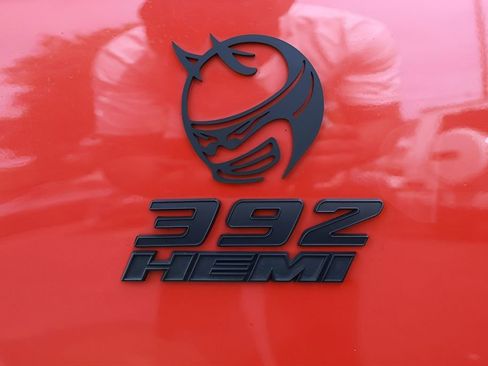 Used 2017 Dodge Charger R/T Scat Pack w/ Beats Audio Group RWD image 34