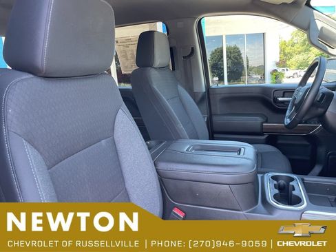 Used 2022 Chevrolet Silverado 1500 RST AWD/4WD image 22