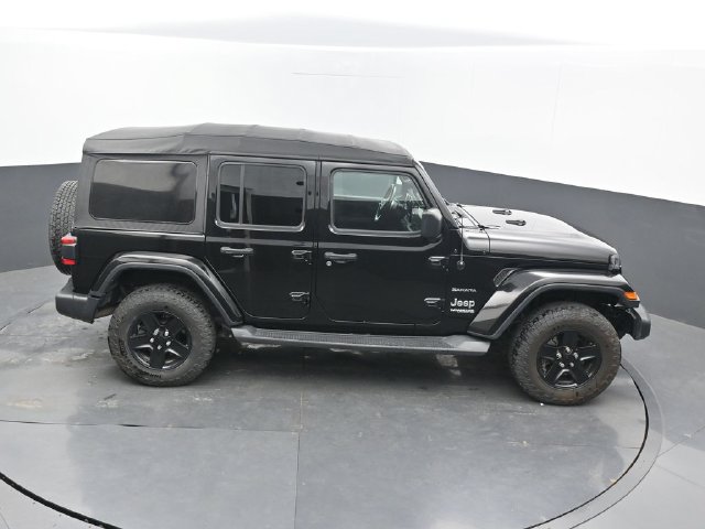 Used 2018 Jeep Wrangler Unlimited Sahara w/ Safety Group AWD/4WD image 49