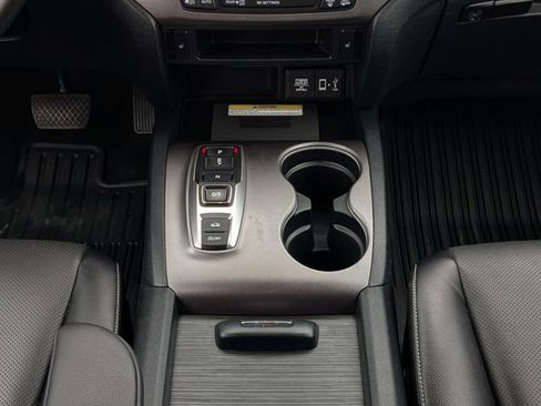 Used 2022 Honda Ridgeline RTL-E image 17