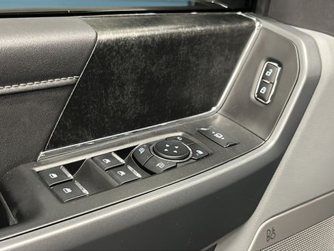 Used 2024 Ford F350 XLT w/ XLT Premium Package AWD/4WD image 21