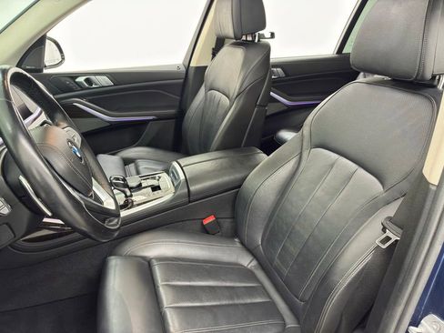 Used 2019 BMW X7 xDrive50i w/ Premium Package image 19