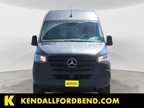 Used 2019 Mercedes-Benz Sprinter 4x4 144 image 8