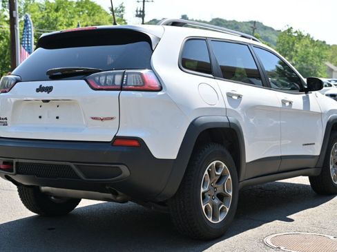 Used 2020 Jeep Cherokee Trailhawk AWD/4WD image 5