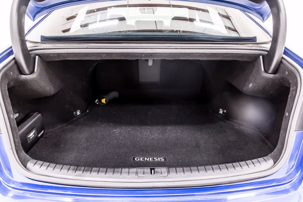 Used 2020 Genesis G80 3.3T Sport RWD image 38