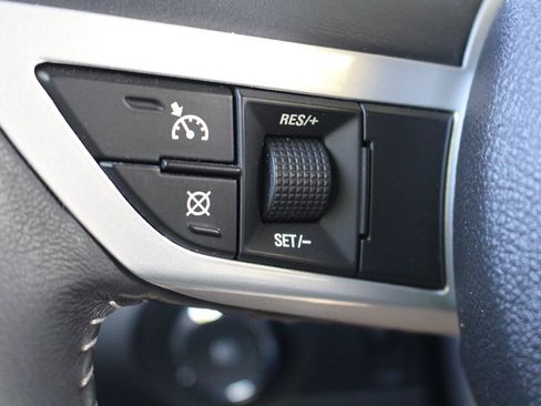 Used 2010 Chevrolet Camaro SS image 18