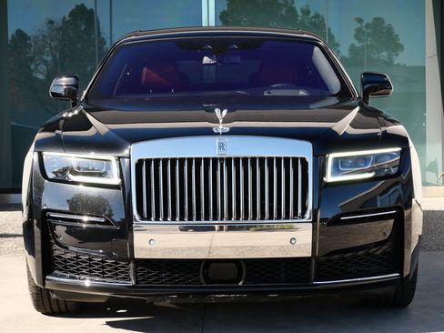 Used 2022 Rolls-Royce Ghost w/ Ghost Package image 5