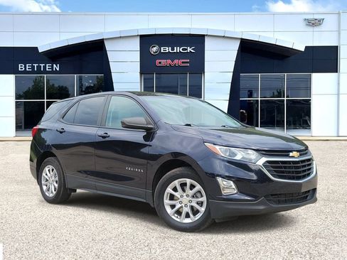 Used 2020 Chevrolet Equinox LS w/ LS Convenience Package FWD image 1