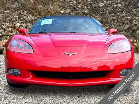 Used 2005 Chevrolet Corvette Convertible w/ Preferred Equipment Group RWD image 3