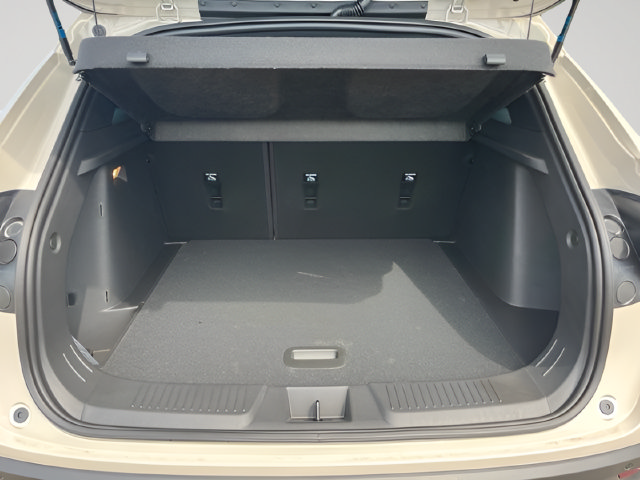 New 2026 Chevrolet Trax RS w/ Driver Confidence Package FWD image 19