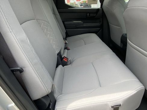 Certified 2025 Toyota Tacoma SR5 AWD/4WD image 9