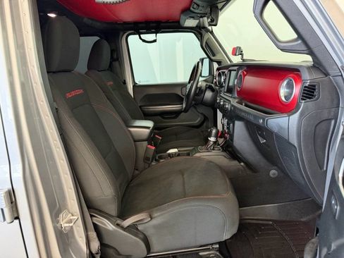 Used 2018 Jeep Wrangler Unlimited Rubicon AWD/4WD image 22