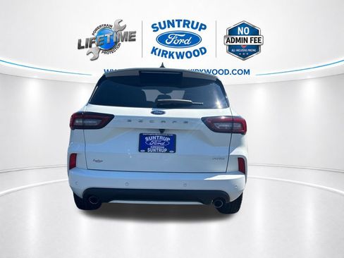Used 2024 Ford Escape ST-Line Select w/ Tech Pack #1 AWD/4WD image 4