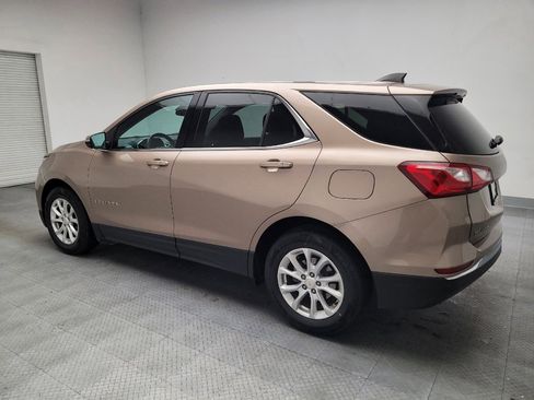 Used 2018 Chevrolet Equinox LT FWD image 3